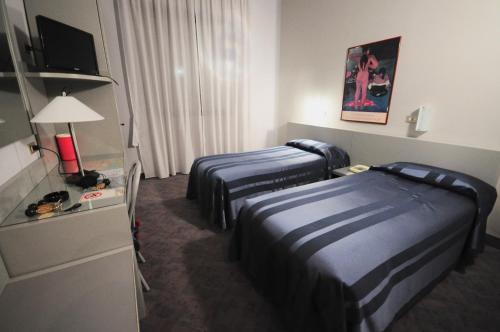 פיסטויה Hotel Milano מראה חיצוני תמונה