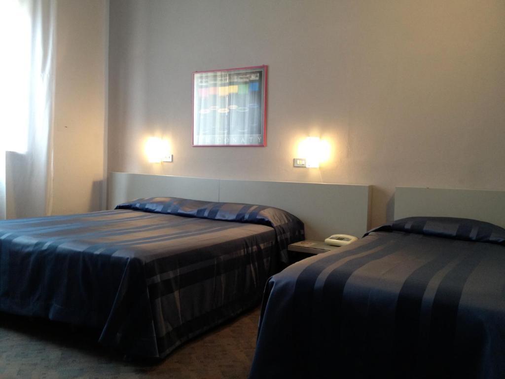 פיסטויה Hotel Milano חדר תמונה
