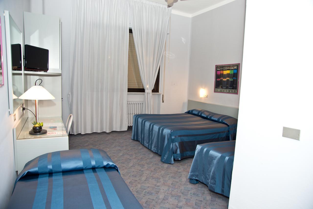 פיסטויה Hotel Milano מראה חיצוני תמונה
